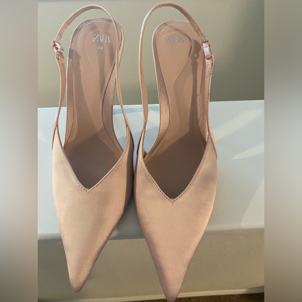 Women’s Zara Pink Silk Pointed Heels